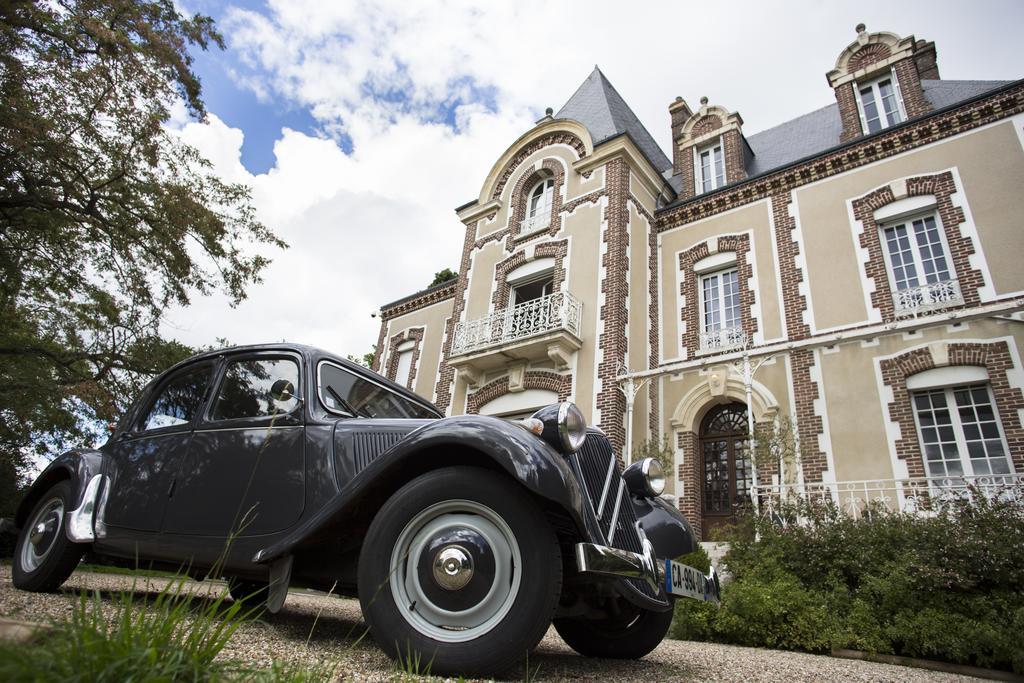 Chateau De La Folie Trie-Château